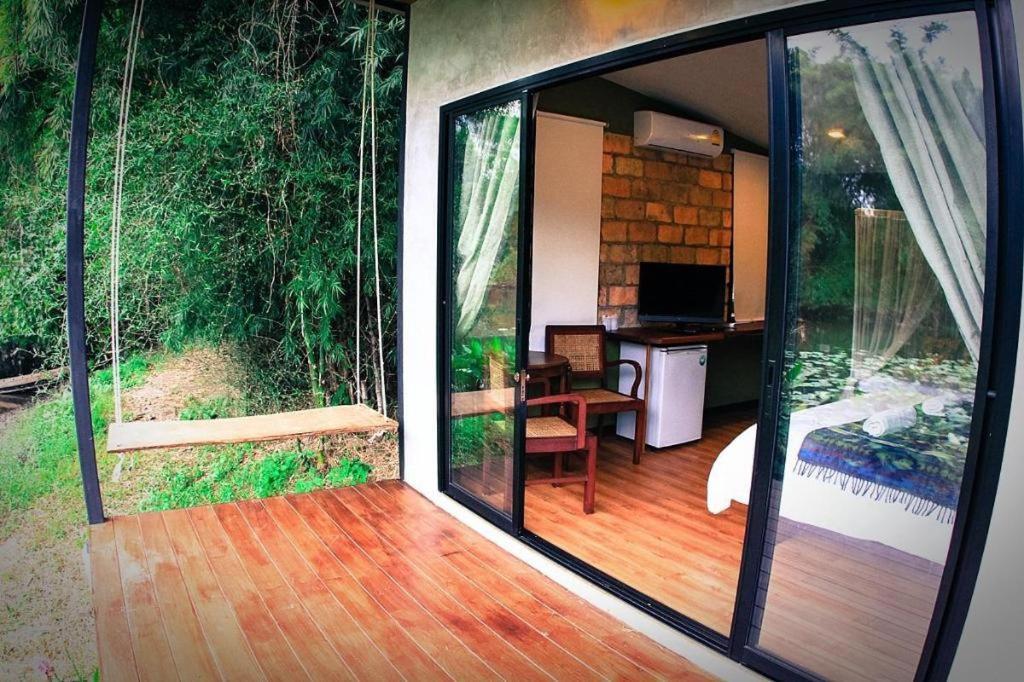 Le Bassin Erawan Resort Канчанабури Екстериор снимка